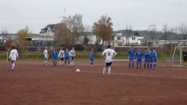 TuS Mayen, U 15: Freistoß zum 0:1 gegen Metternich, 15.11.08 смотреть онлайн