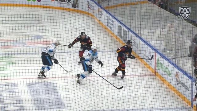 Казаков открывает счет в матче смотреть онлайн