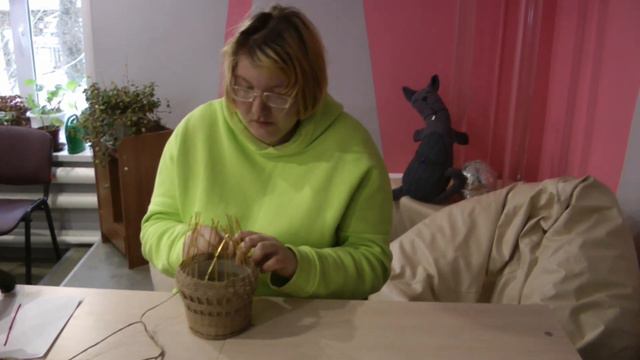 Ваза для цветов – джутовая нить. Волкова Анна. смотреть онлайн