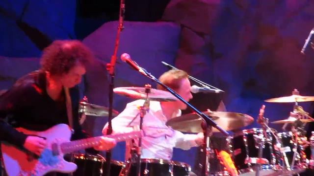 March 15, 2014 David Cassidy On Drums, Teri Cote Lead Vocal on The Pretenders "Brass In Pocket" смотреть онлайн