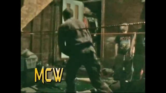 Code 3 Daryl Roberts Blasts Publik Enemy With A Chair смотреть онлайн