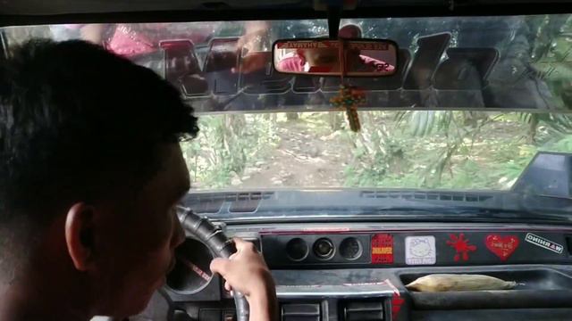 LANGSIR JAGUNG PAKE MOBIL HELEN JALAN RUSAK PARAH смотреть онлайн