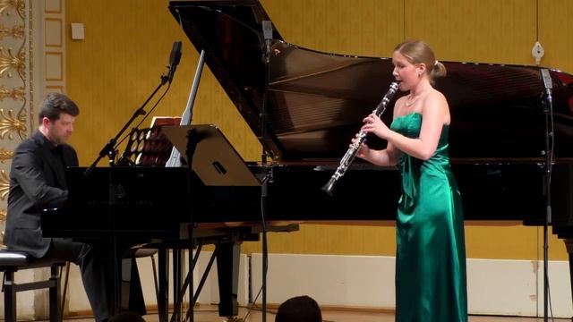 Konzertfantasie (Luigi Bassi) Petra Liedauer, Klaus Wagner смотреть онлайн