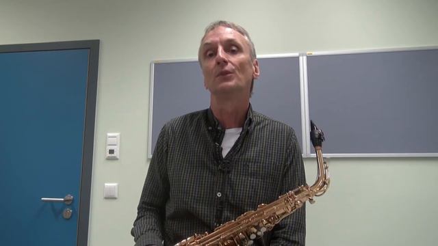 Dietmar Störr - Lehrkraft in der Abteilung Holzblasinstrumente (Klarinette/Saxophon) смотреть онлайн