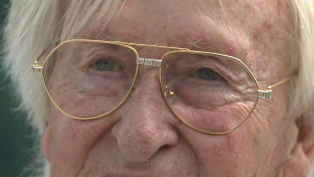 Trainer auf fünf Kontinenten: Legende Gutendorf verstorben смотреть онлайн