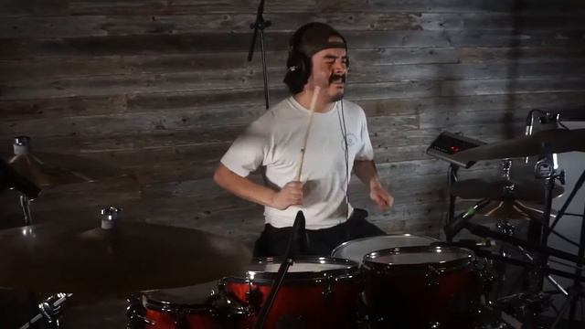 Skyler Ellis Sacred to Juno Project (drumless cover) смотреть онлайн