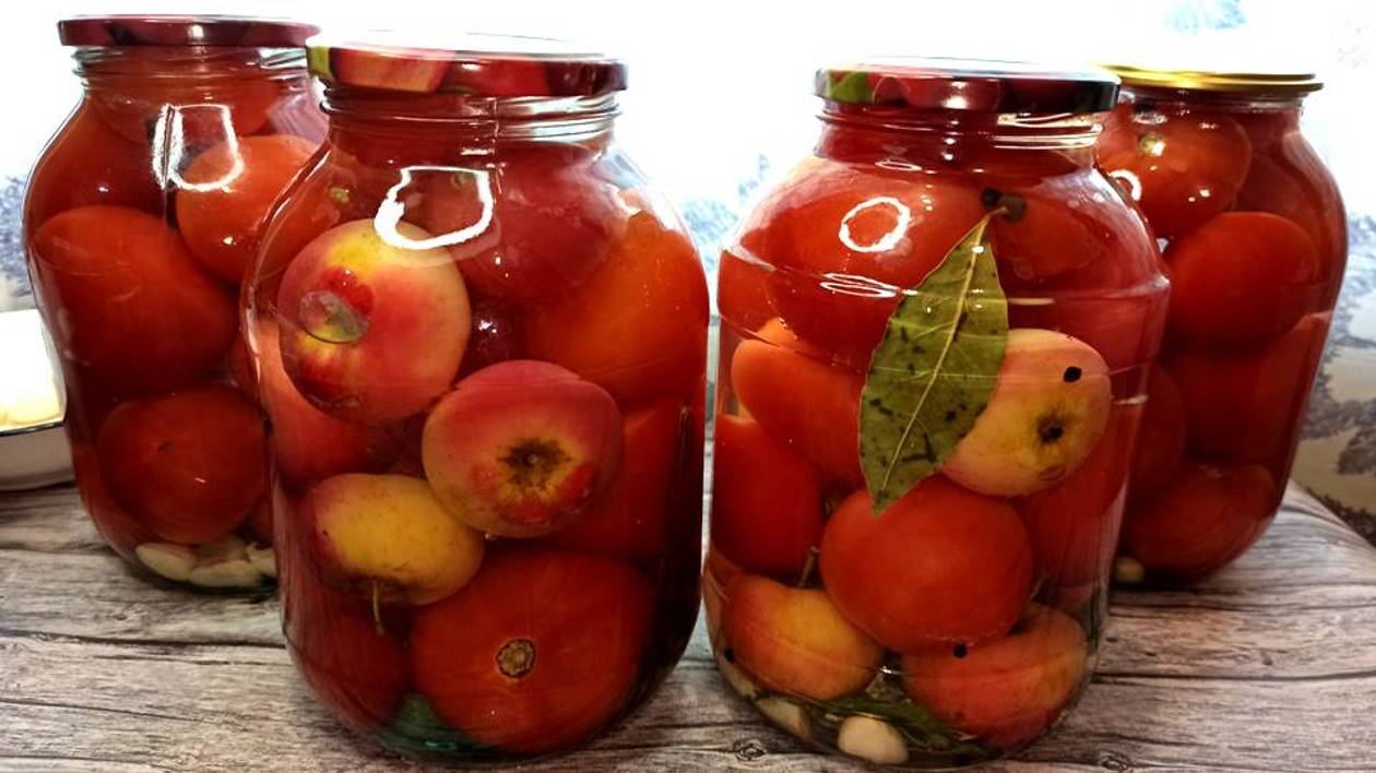 Те самые маринованные помидоры С ЯБЛОКАМИ любят все! Маринад вкуснейший смотреть онлайн