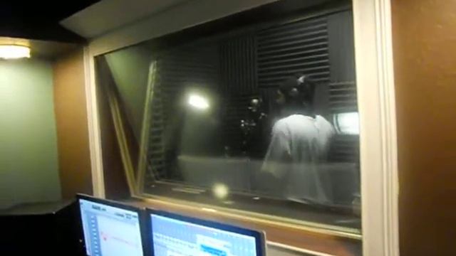 Rare glimpse of Horror Kane recording in the studio смотреть онлайн