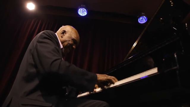 Harold Mabern Trio at Esse Jazz Club Moscow смотреть онлайн