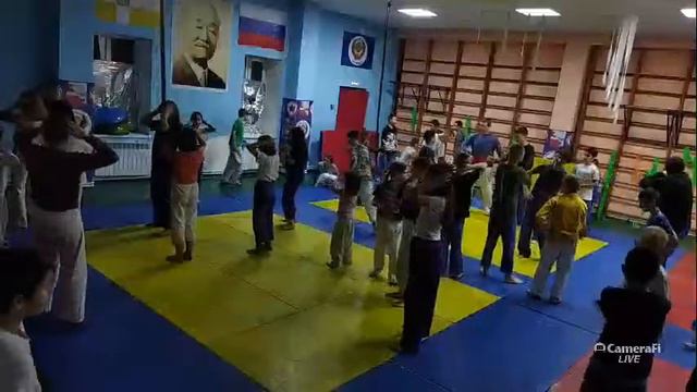 Новый год в СК СОЮЗ 1 смотреть онлайн