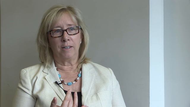 Electric cars are better than fuel-cell cars - Prof Sally Benson смотреть онлайн