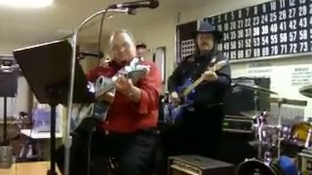 Bob Elston(Bessie The Heifer) смотреть онлайн