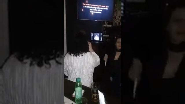 MALA MIA CON DEDO GODOY EL GATO DIAZ. CLOTA CLOTITA/LAURA ANCA смотреть онлайн