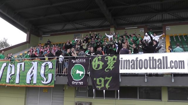 Феновете на Нефтохимик, децата на Нефтохимик и децата на Цървена Звезда смотреть онлайн