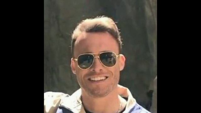 ¿Por qué Kerem Bürsin siguió a ese famoso artista en Nueva York?¿Qué sorpresa les traerá a sus fans смотреть онлайн