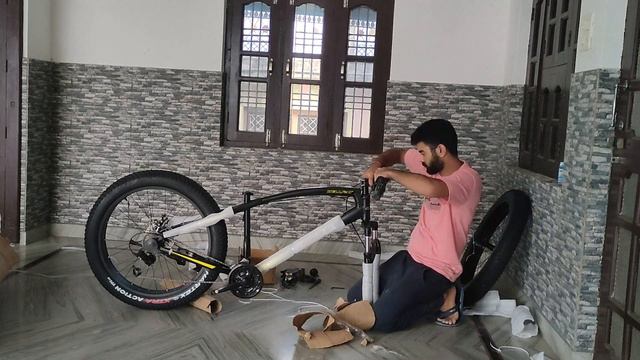 UNBOXING Mfat+ jaguar Fatbike with 24 speed microshift gears , dual disk brake | My first fatbike 😍 смотреть онлайн