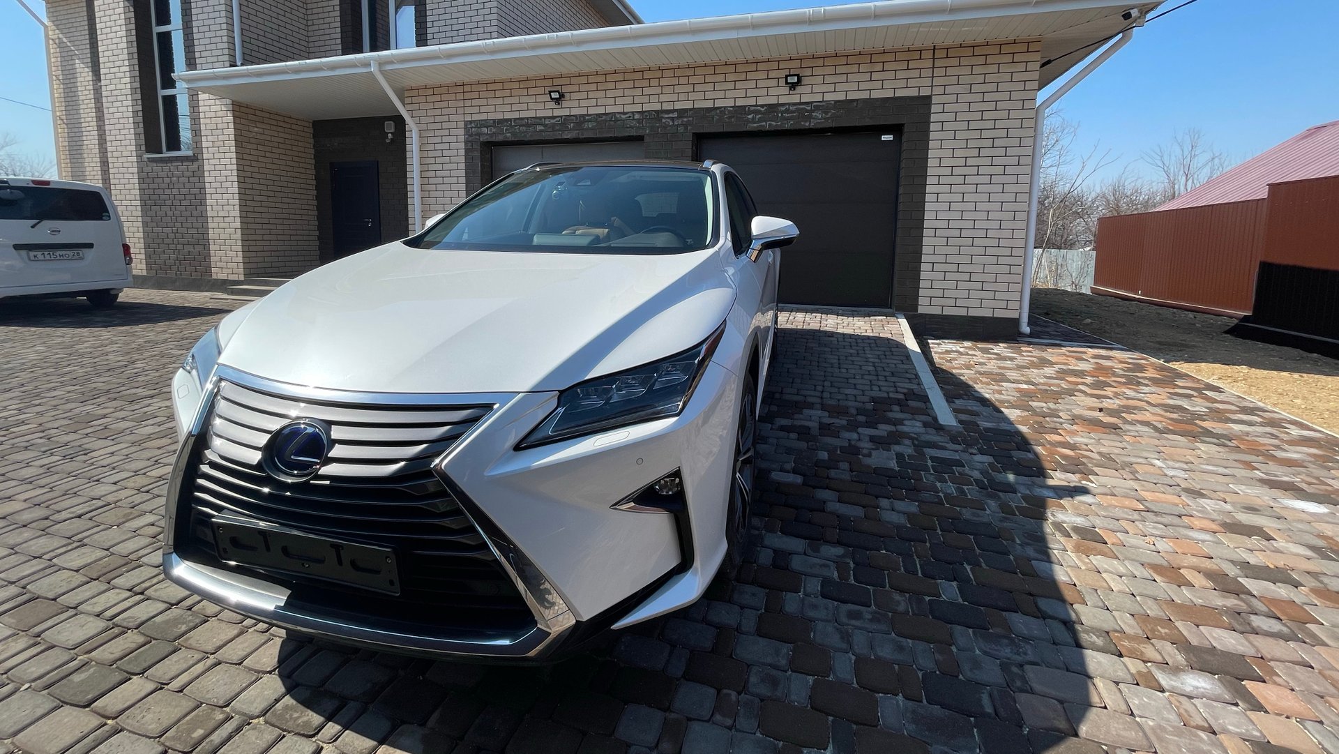 Lexus RX450h 2018 г.в., Гибрид Бензин, V-3500, Пробег 45.000 км. смотреть онлайн