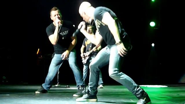 Kryptonite ~ 3DD - Brad Arnold With Chris Daughtry