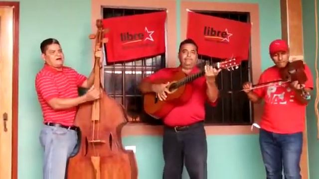 conjunto nuevos sanchez canción política смотреть онлайн