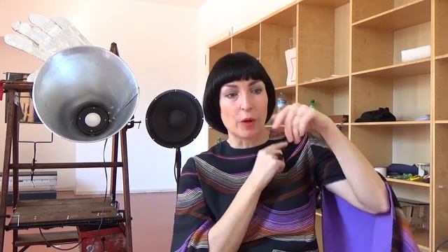 Interview: A Guided Tour of the Exhibition: For Soprano with Handbag смотреть онлайн