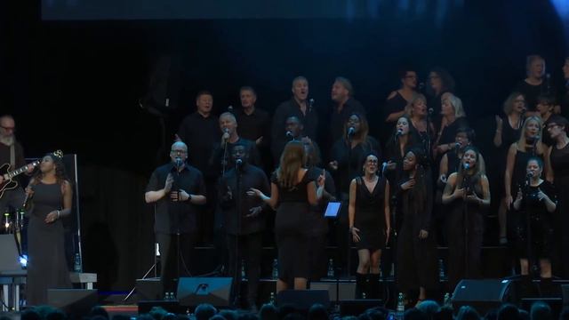 LivinGospel feat. Sonja LaVoice - Silver and Gold смотреть онлайн