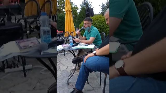 SI E HUMBA EMRIN DHE MBIEMRIN ose POEZI E VOGËL E GJATË NË KLANDESTINITET смотреть онлайн