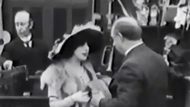 The Furs|1912| смотреть онлайн