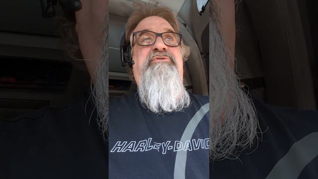 NYC trucking crisis to have one in Canada to get rid of. Justin смотреть онлайн