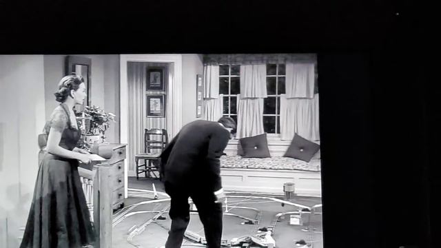 Movie People Wil Talk Toy Trains Crash Cary Grant, Jeanne Crain, Walter Slezak, Sidney Blackmer смотреть онлайн