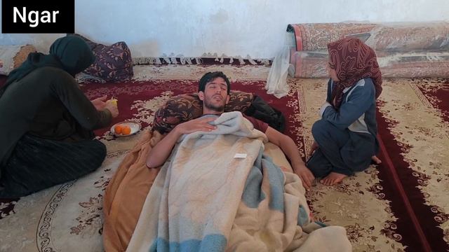 Fatima working to support her children and Saadi getting sick смотреть онлайн