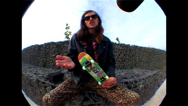 ОБЗОР И ТЕСТИРОВАНИЕ ХЭНДБОРДА ОТ SILENT SKATEBOARDS | HANDBOARD TRICKS смотреть онлайн