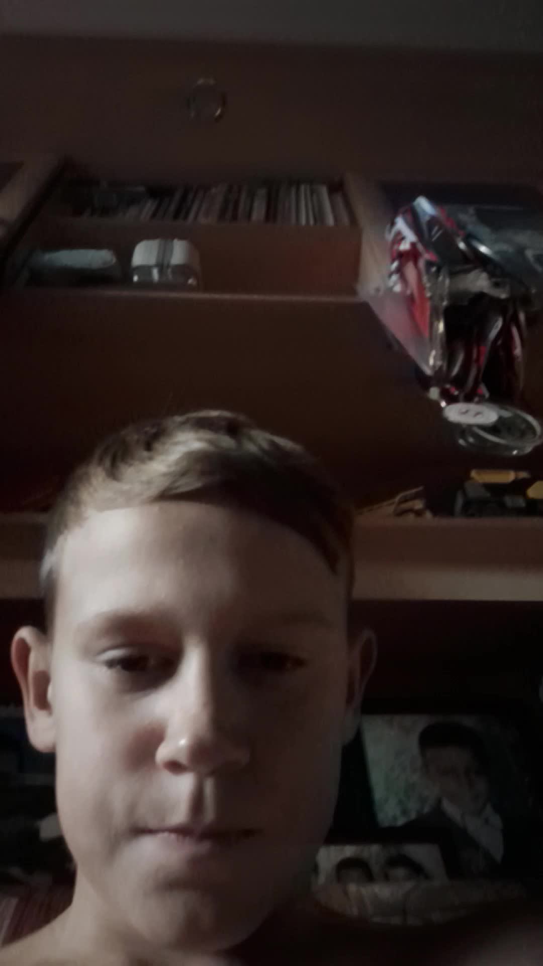 ровно в 20:00 будет трэш смотреть онлайн