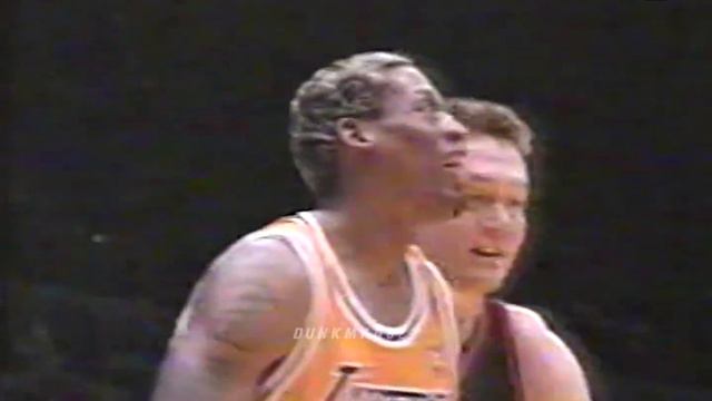 Dennis Rodman Having Fun with Longley & Kleine смотреть онлайн
