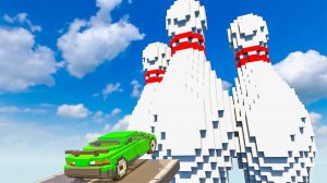 Автомобили против кеглей для боулинга Teardown