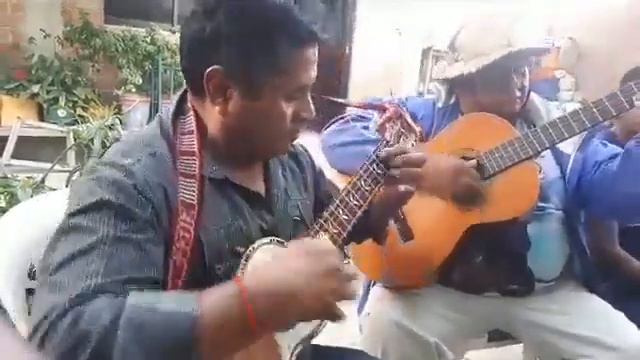 Charangueadita desde Aiquile смотреть онлайн