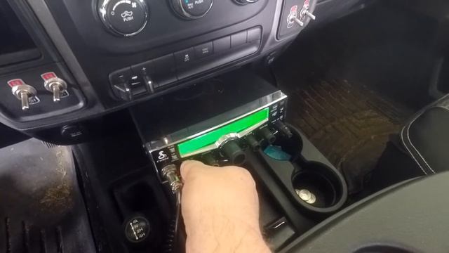 2015 Dodge Ram Cb Radio Install смотреть онлайн