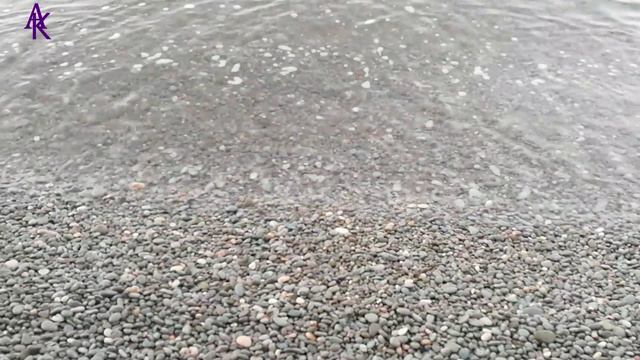 Крым. ЮБК. Гаспра. Море на территории санатория "Родина". Видео из архива. Запись от 20.08.18.