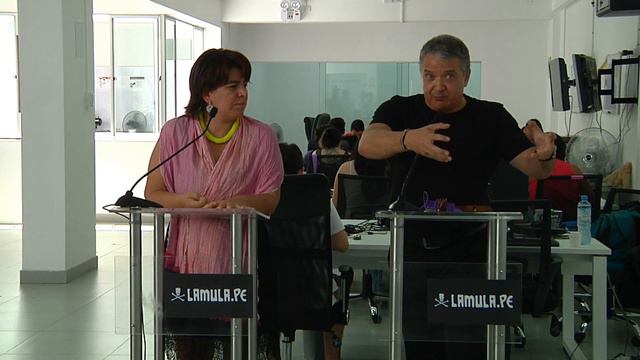 Conferencia de prensa de Pedro Salinas y Paola Ugaz sobre caso Sodalicio-Figari смотреть онлайн