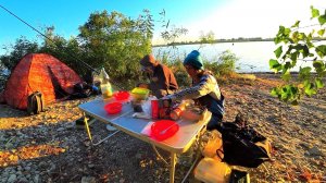 НАШЛИ САЗАНЬЕ ЛОГОВО! ЭТО ПОСЛЕДНЯЯ РЫБАЛКА..