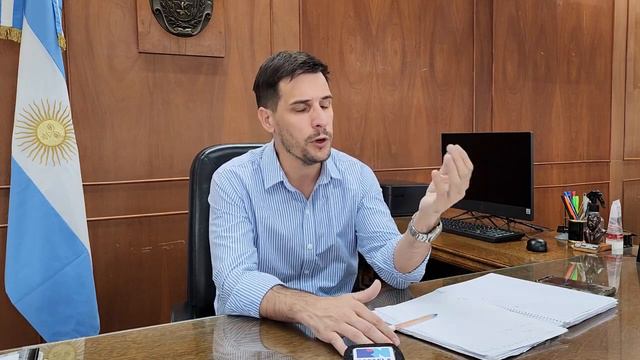 Leonardo Viotti sobre la posibilidad que Gendarmeria patrulle los barrios conflictivos de Rafaela. смотреть онлайн