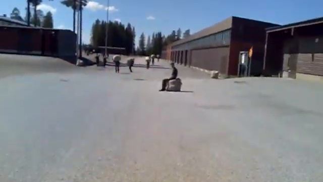 Jumppakuutiot vaeltaa смотреть онлайн