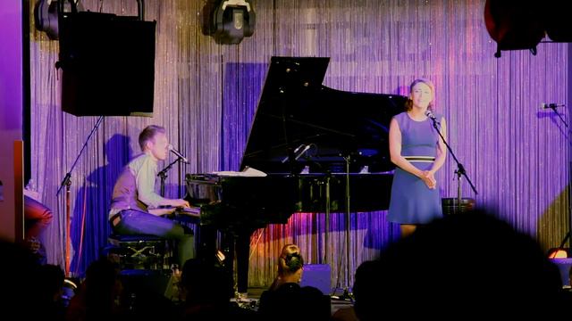 Wietske van Tongeren - "Pretty Funny" from DOGFIGHT by Pasek and Paul (live @ Stageclub Hamburg) смотреть онлайн
