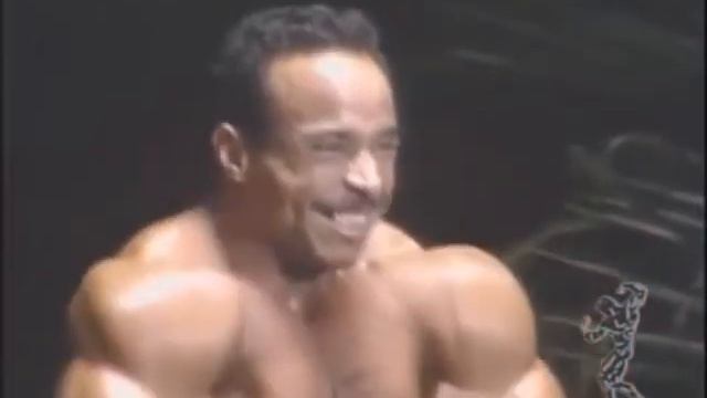 Mohammed Benaziza - Arnold Classic 1992 Posing смотреть онлайн