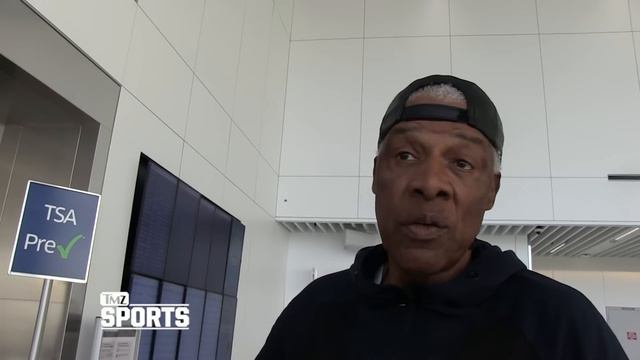 Julius Erving Says Kyrie Irving Won't Lose NBA Career Over Controversy | TMZ Sports смотреть онлайн