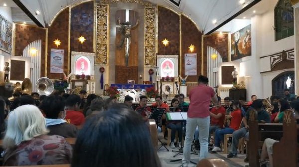 Dashing Through the Snow based on "Jingle Bells" by James Lord Pierpont