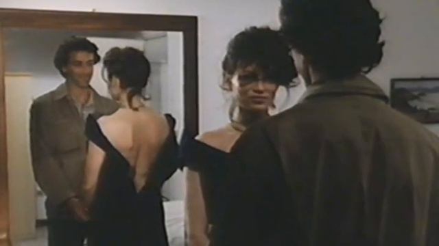 # Serena Grandi a letto con Luca Barbareschi смотреть онлайн