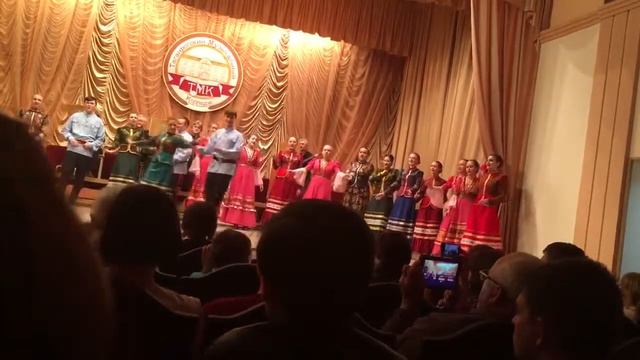 Пойду млада погуляю смотреть онлайн