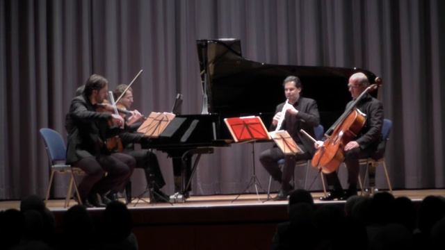 Dubois Théodore Quintett смотреть онлайн