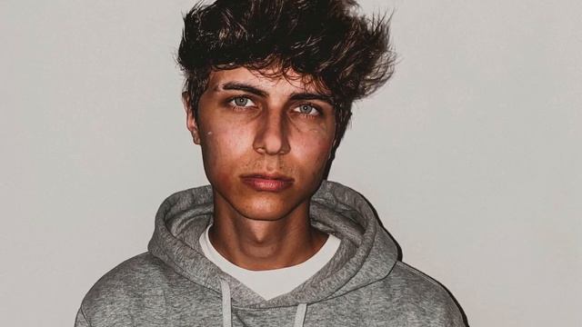 Lukas Rieger‘s New Style смотреть онлайн