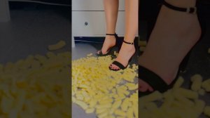 Puffs 😻 crush 😻 👠#heels  #crush  #asmr